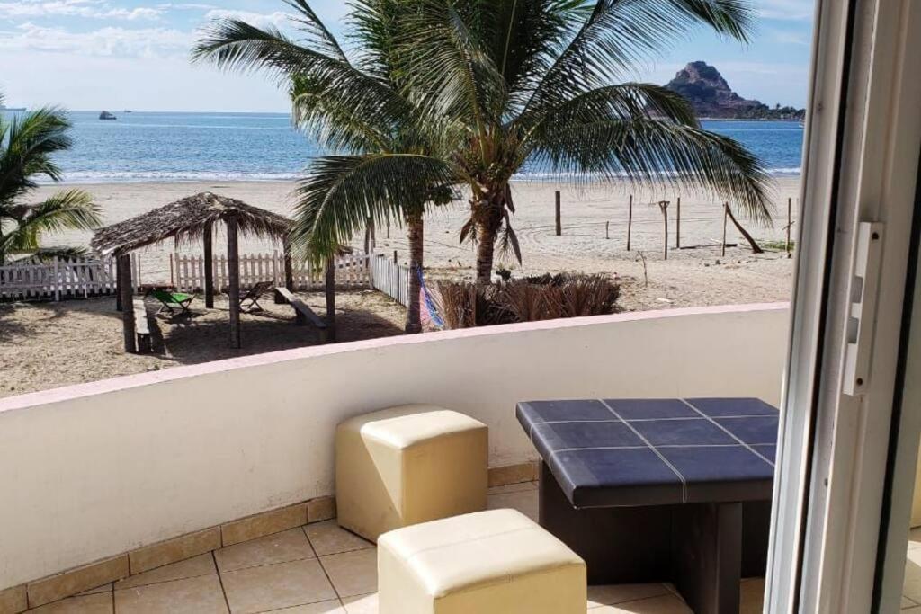 Casa A Pie De Playa Isla De La Piedra Appartement Mazatlán Buitenkant foto